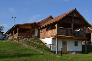 PLANINSKI DOM GORNJI SLAVEČI